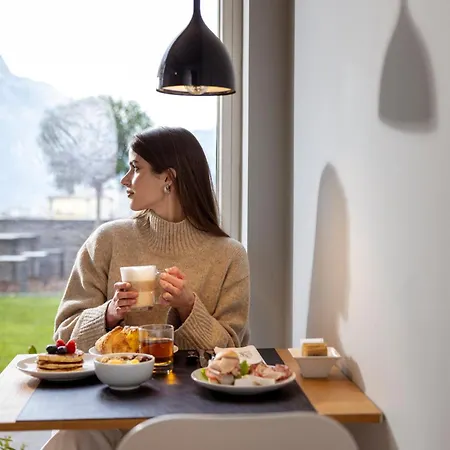 La - Luxury 2* Trento